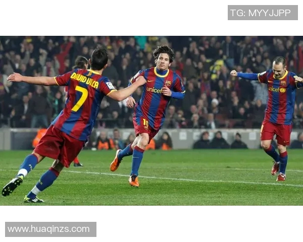 足球明星的精彩瞬间与赛场背后的故事深度解析