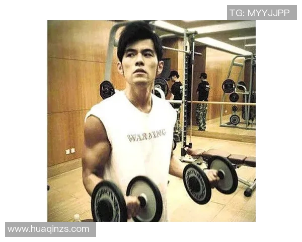 健身博主揭秘足球明星的训练秘密与饮食习惯分享